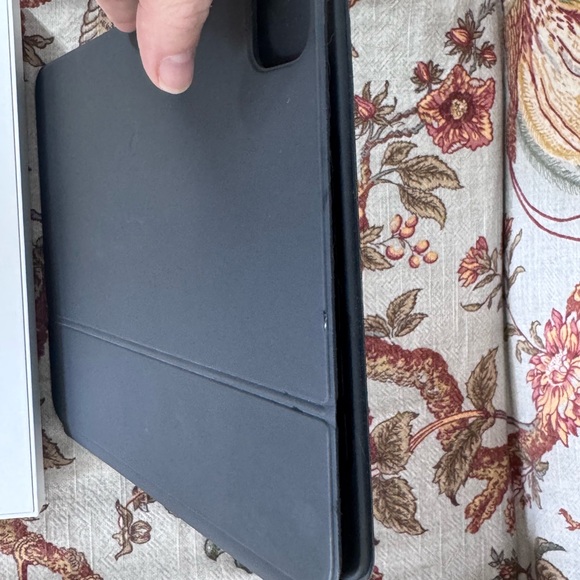 Apple iPad Magic Keyboard Black productivity A2261 - Picture 4 of 7